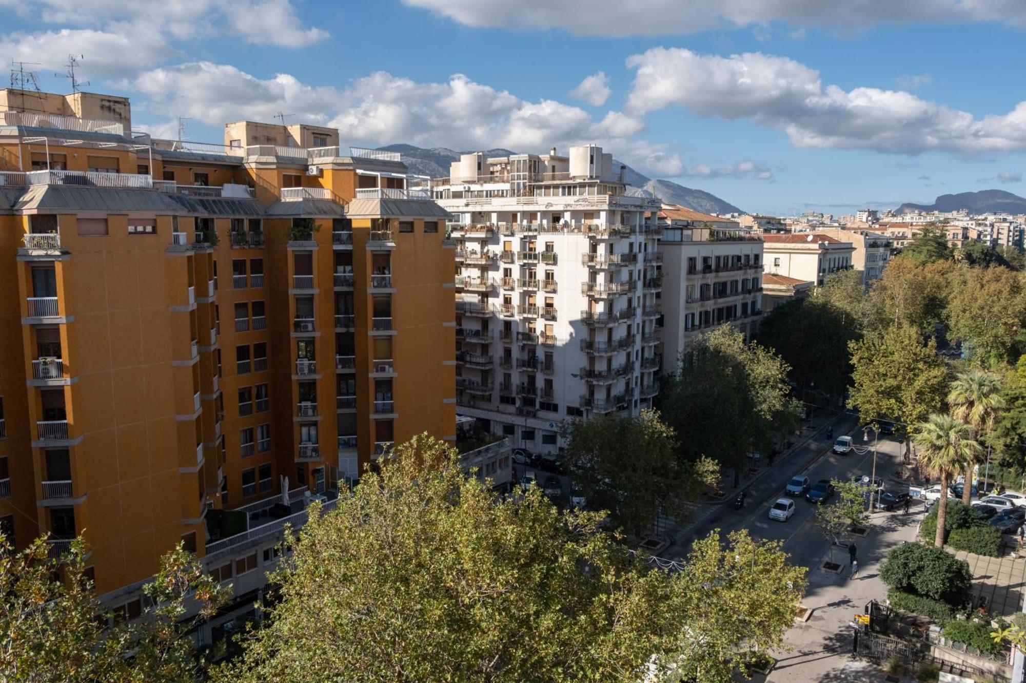 Dimora D'Aumale Apartment ปาแลร์โม ภายนอก รูปภาพ